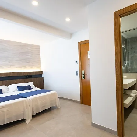 Internacional 3* كاليليا