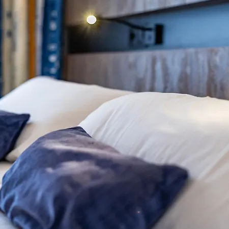 فندق Internacional 3*