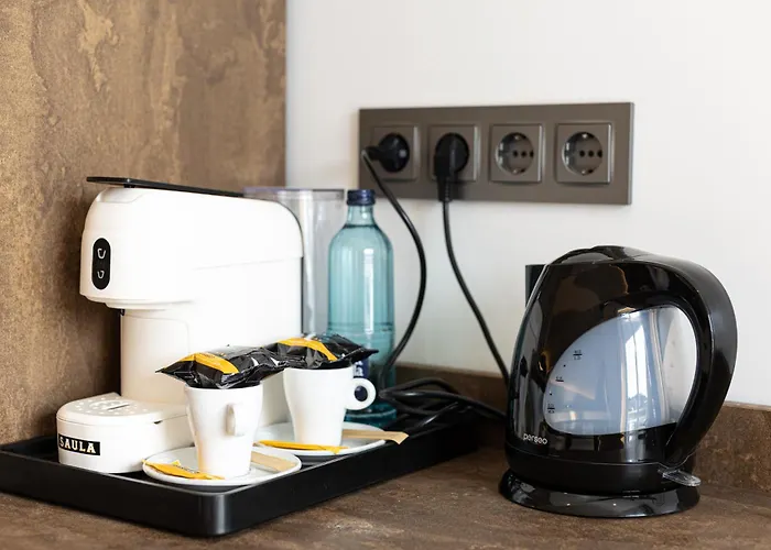 Internacional Hotel 3*